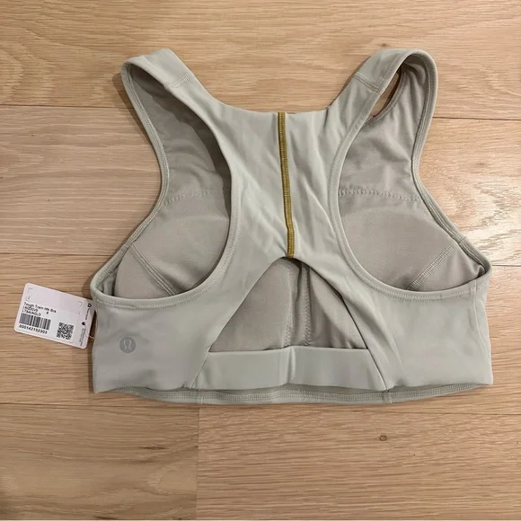 LULULEMON - TOUGH TRAIN BRA - SIZE 8 - Picture 3 of 6